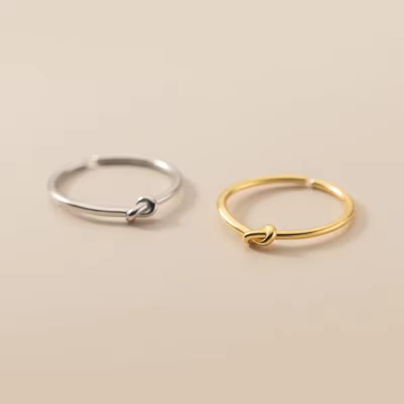 The "Connection" Knot Collection