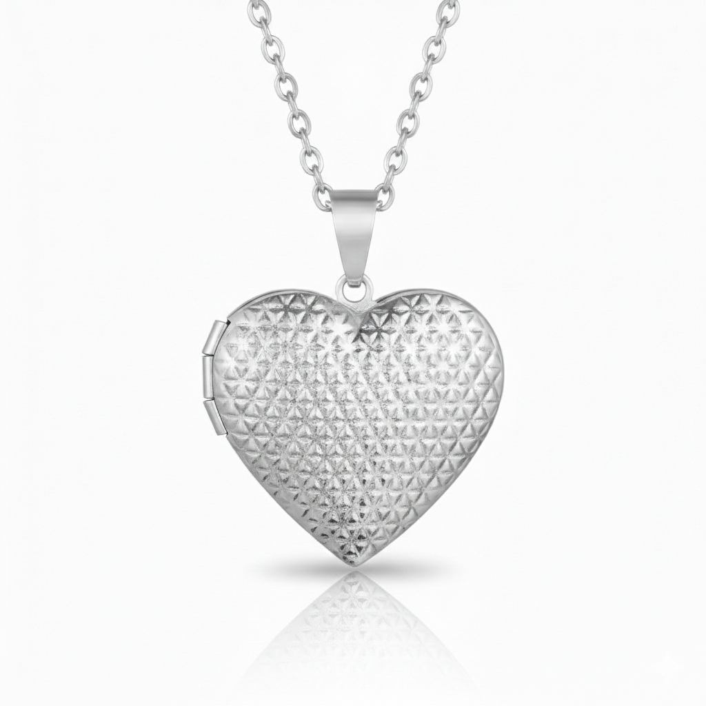 LoveLock Heart Locket – Custom Photo Pendant Necklace
